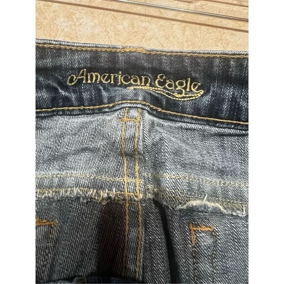 American Eagle Straight-Stretch 77 Jeans Sz 4 - Picture 4 of 10